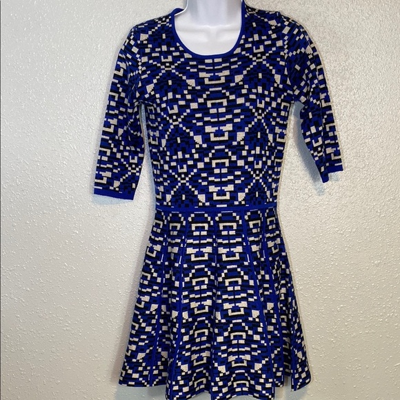 Rumere 100% Wool Blue and White Fit and Flare Dress with 3/4 Sleeves - Picture 9 of 9